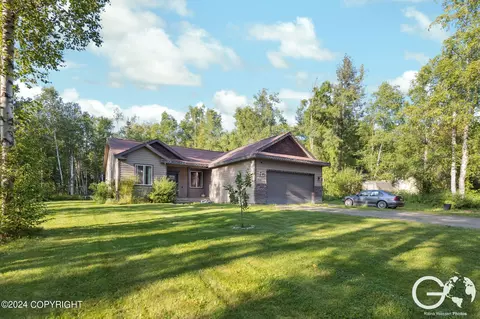 1931 W Vaunda Ave, Wasilla, AK 99654