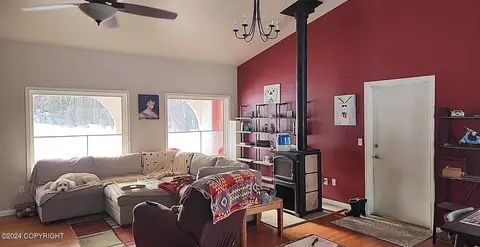 Living - 715 E Barra Loop, Wasilla, AK 99654 photo 1 of 1