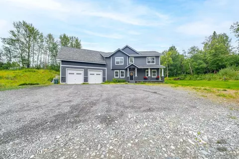 1418 N Hartley Cir, Wasilla, AK 99654