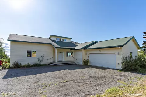 6005 Greece Dr, Anchorage, AK 99516