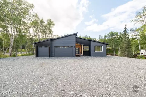1870 Laurie Meadows Dr, Wasilla, AK 99654