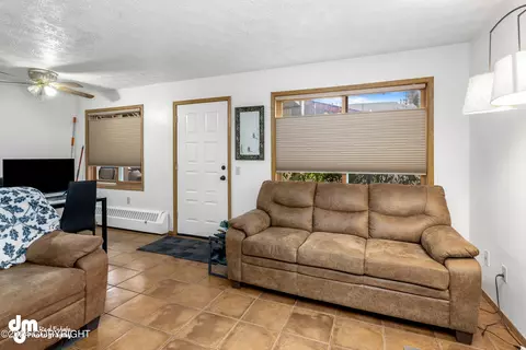 9610 Morningside Loop # B4, Anchorage, AK 99515