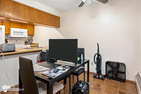 Dining - 9610 Morningside Loop # B4, Anchorage, AK 99515 photo 1 of 1