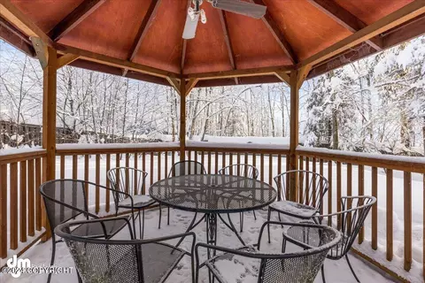 521 Donna Dr, Anchorage, AK 99504 photo 35