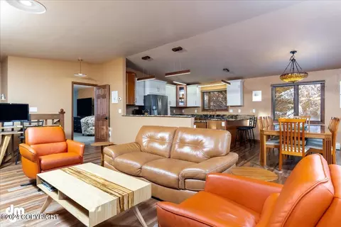 521 Donna Dr, Anchorage, AK 99504 photo 8