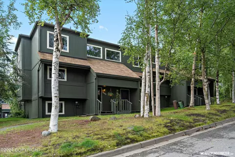 3600 Burl Ct, Anchorage, AK 99504