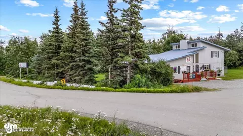 4250 Snider Dr, Wasilla, AK 99654