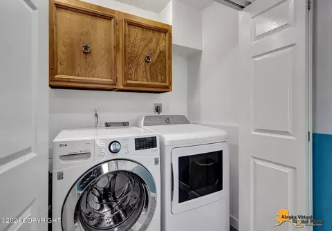 4809 E 5th Ave, Anchorage, AK 99508 photo 33