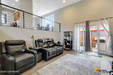 4809 E 5th Ave, Anchorage, AK 99508 photo 9