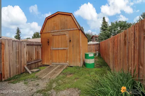 4809 E 5th Ave, Anchorage, AK 99508 photo 35