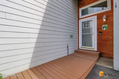 4809 E 5th Ave, Anchorage, AK 99508 photo 7
