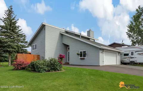 4809 E 5th Ave, Anchorage, AK 99508 photo 3