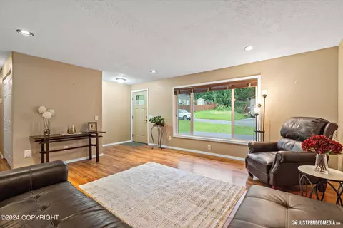 5701 E 99th Ave, Anchorage, AK 99507 photo 5