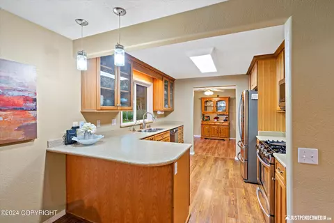 5701 E 99th Ave, Anchorage, AK 99507 photo 12