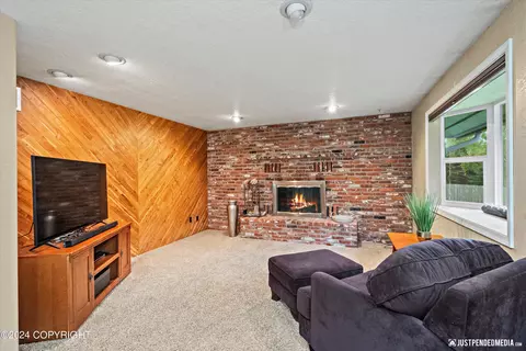 5701 E 99th Ave, Anchorage, AK 99507 photo 16