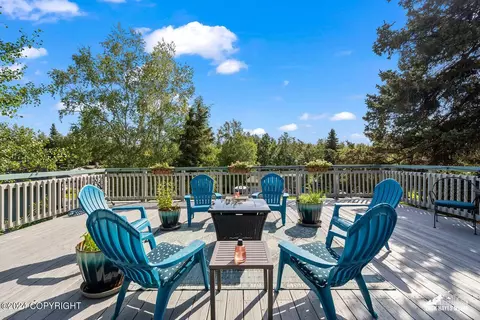 Exterior - 4401 Edinburgh Dr, Anchorage, AK 99502 photo 3 of 11