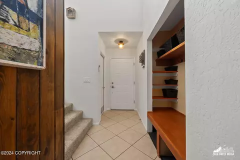 Entry Way - 4401 Edinburgh Dr, Anchorage, AK 99502 photo 2 of 6