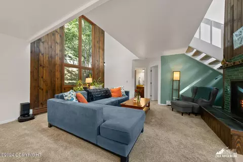 Living - 4401 Edinburgh Dr, Anchorage, AK 99502 photo 2 of 7