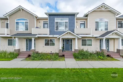 7673 Creekside Center Dr # D3, Anchorage, AK 99504