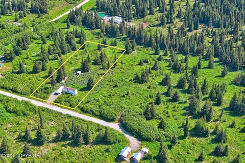 22676 Lowell St, Ninilchik, AK 99639