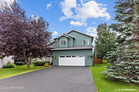 2400 Fantail Cir, Anchorage, AK 99515