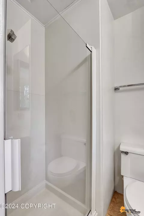 Bath - 2136 E 36th Ave, Anchorage, AK 99503 photo 2 of 8
