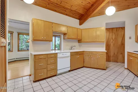 Kitchen - 2136 E 36th Ave, Anchorage, AK 99503 photo 4 of 9