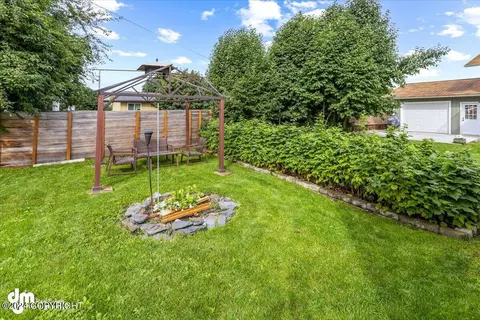 4536 E 6th Ave, Anchorage, AK 99508 photo 6