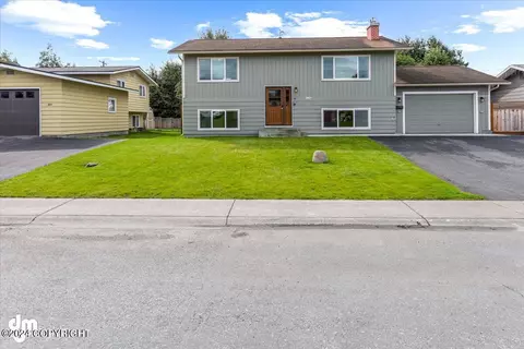 4536 E 6th Ave, Anchorage, AK 99508 photo 2