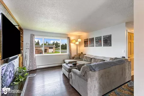 4536 E 6th Ave, Anchorage, AK 99508 photo 45