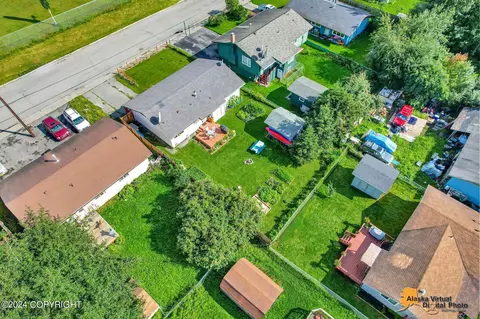 View/Area - 3214 E 16th Ave, Anchorage, AK 99508 photo 4 of 10
