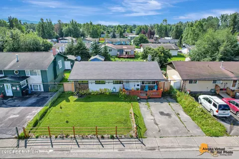 View/Area - 3214 E 16th Ave, Anchorage, AK 99508 photo 2 of 10