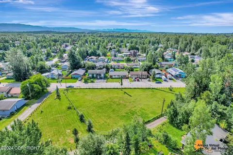 View/Area - 3214 E 16th Ave, Anchorage, AK 99508 photo 6 of 10