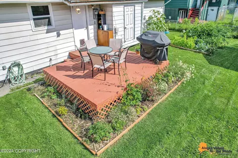 Exterior - 3214 E 16th Ave, Anchorage, AK 99508 photo 6 of 14