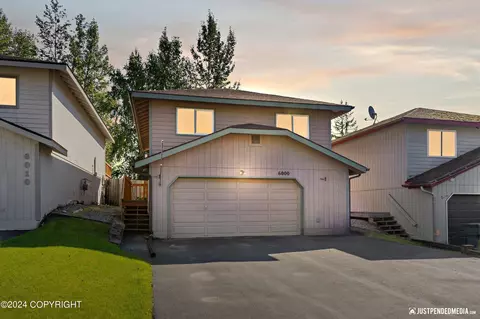 6000 Longoria Cir, Anchorage, AK 99504
