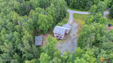 22747 Mc Manus Dr, Chugiak, AK 99567 photo 5
