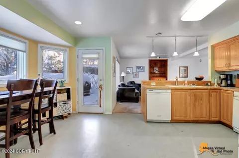 10950 Kaskanak Dr, Eagle River, AK 99577 photo 12
