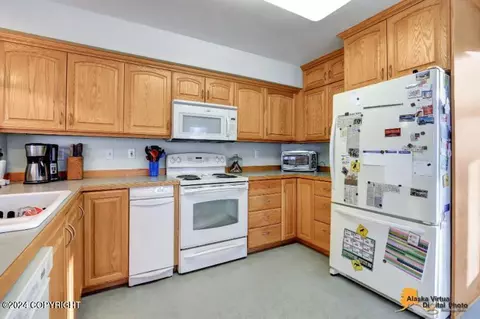10950 Kaskanak Dr, Eagle River, AK 99577 photo 14
