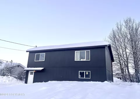 629 Eklutna Ave, Palmer, AK 99645