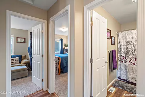 Entry Way - 20501 Pine Crest Ln, Eagle River, AK 99577 photo 4 of 4