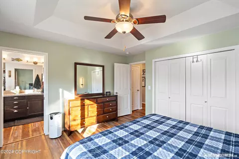 Bedroom - 20501 Pine Crest Ln, Eagle River, AK 99577 photo 4 of 4