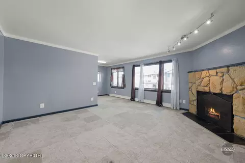 221 Mccarrey St # II-8B, Anchorage, AK 99508