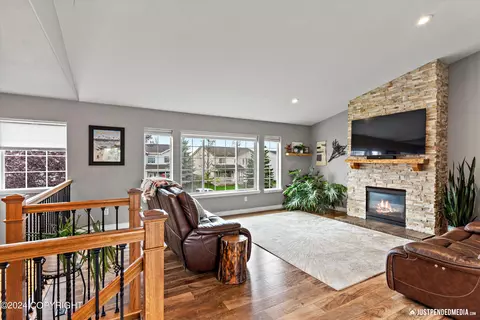 2031 Casey Cusack Loop, Anchorage, AK 99515 photo 3