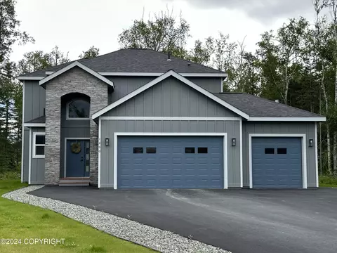 1200 W Sigurd Cir, Wasilla, AK 99654