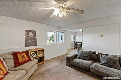 Living - 1310 E St, Anchorage, AK 99501 photo 5 of 5