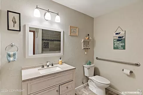 Bath - 1310 E St, Anchorage, AK 99501 photo 1 of 5