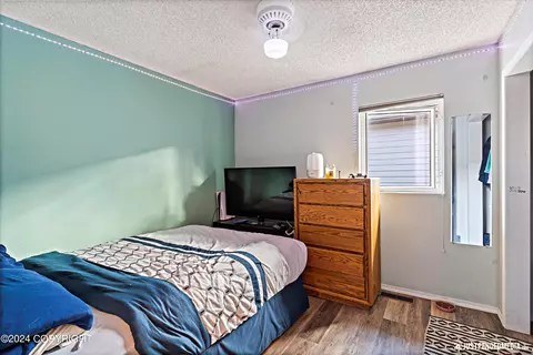 Bedroom - 1310 E St, Anchorage, AK 99501 photo 1 of 8