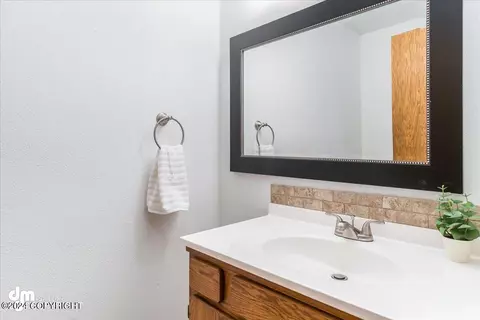 10143 Stewart Dr, Eagle River, AK 99577 photo 30