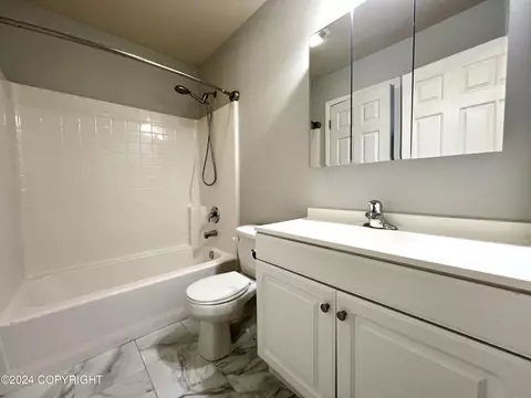 Bath - 6237 E Tudor Rd, Anchorage, AK 99507 photo 4 of 5