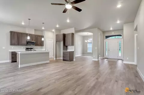1614 E Hidden Ranch Loop, Palmer, AK 99645 photo 9